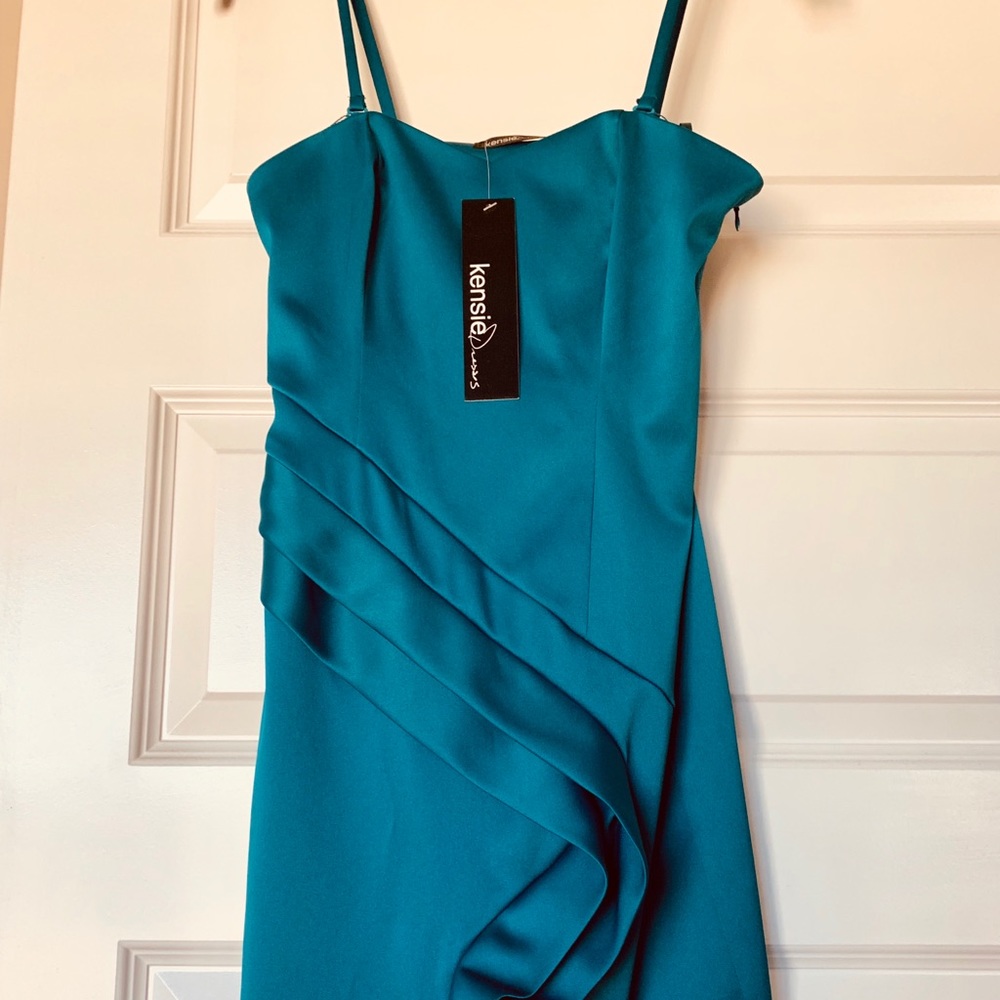 Kensie Cocktail dress w tags